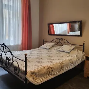 Sunflower Apartament Praga